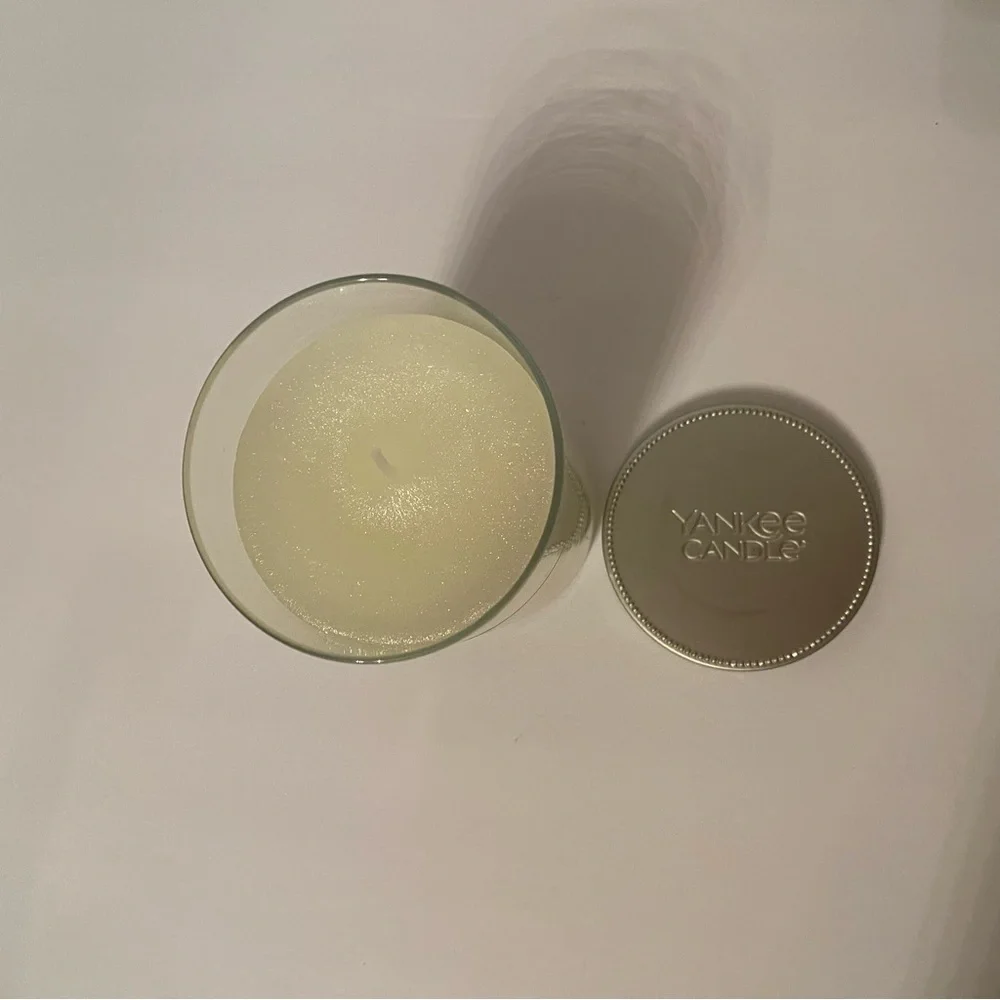 YANKEE CANDLE NEW JAR CLEAN COTTON USA 12 oz Home Accent